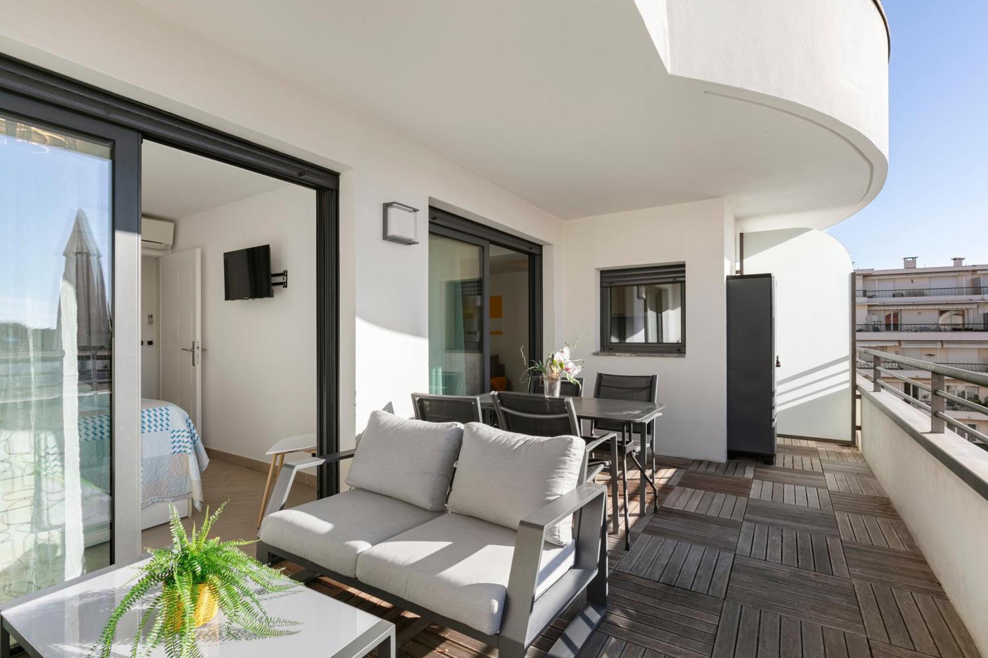 Suite Relax Five Stars Holiday House Ница Екстериор снимка